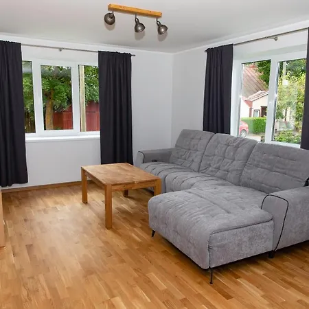 Villa Suve Puhkemaja à Kuressaare Extérieur photo